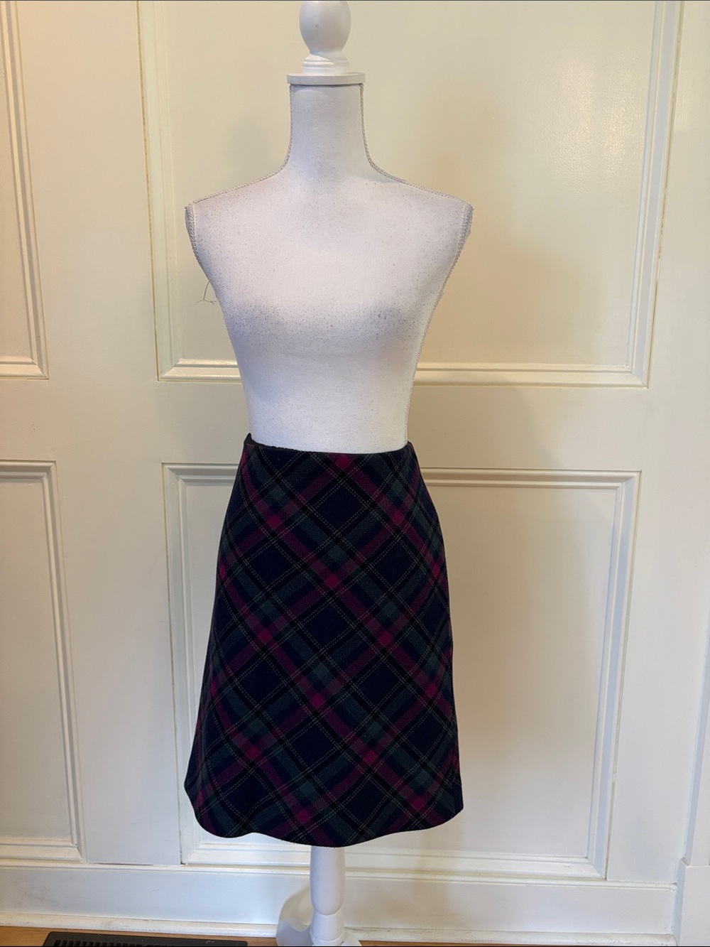 Talbots Wool Navy and Plum Plaid A-Line Skirt